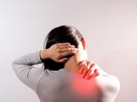 Is back pain a warning sign of cardiac arrest?