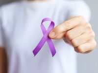 Using a gene signature to predict cancer patient’s response to chemotherapy agent cisplatin